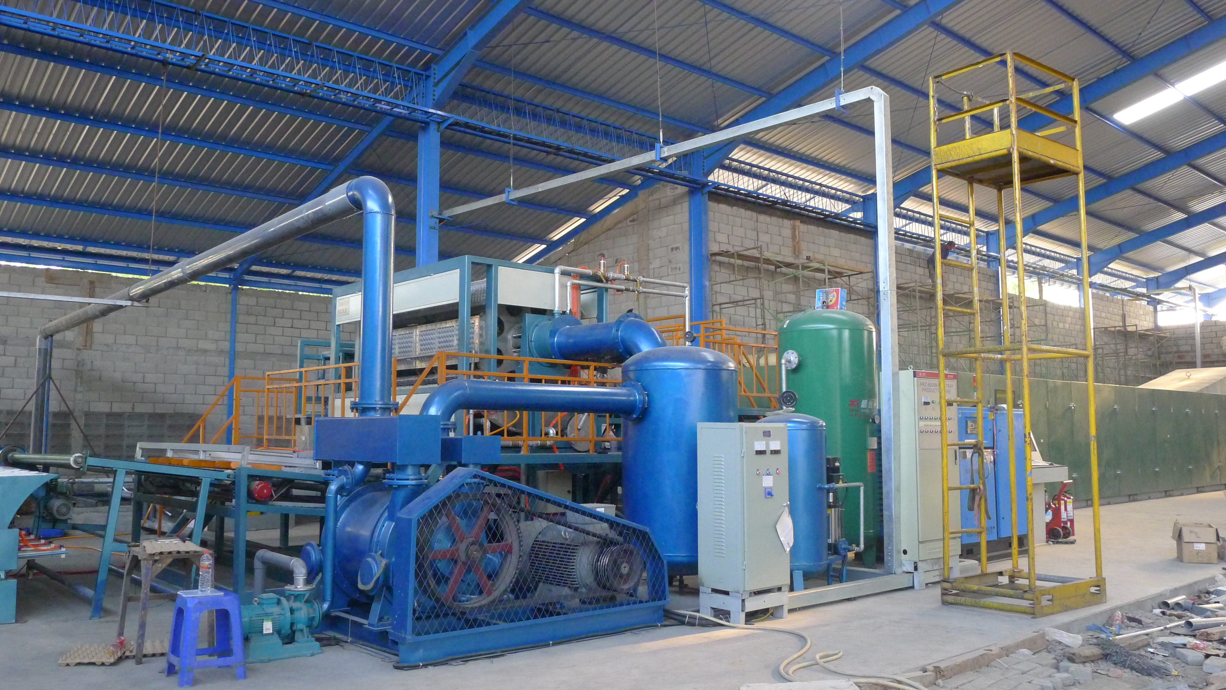 蛋托機(jī)、蛋托生產(chǎn)線、雞蛋托盤機(jī)，請致電宏潤包裝